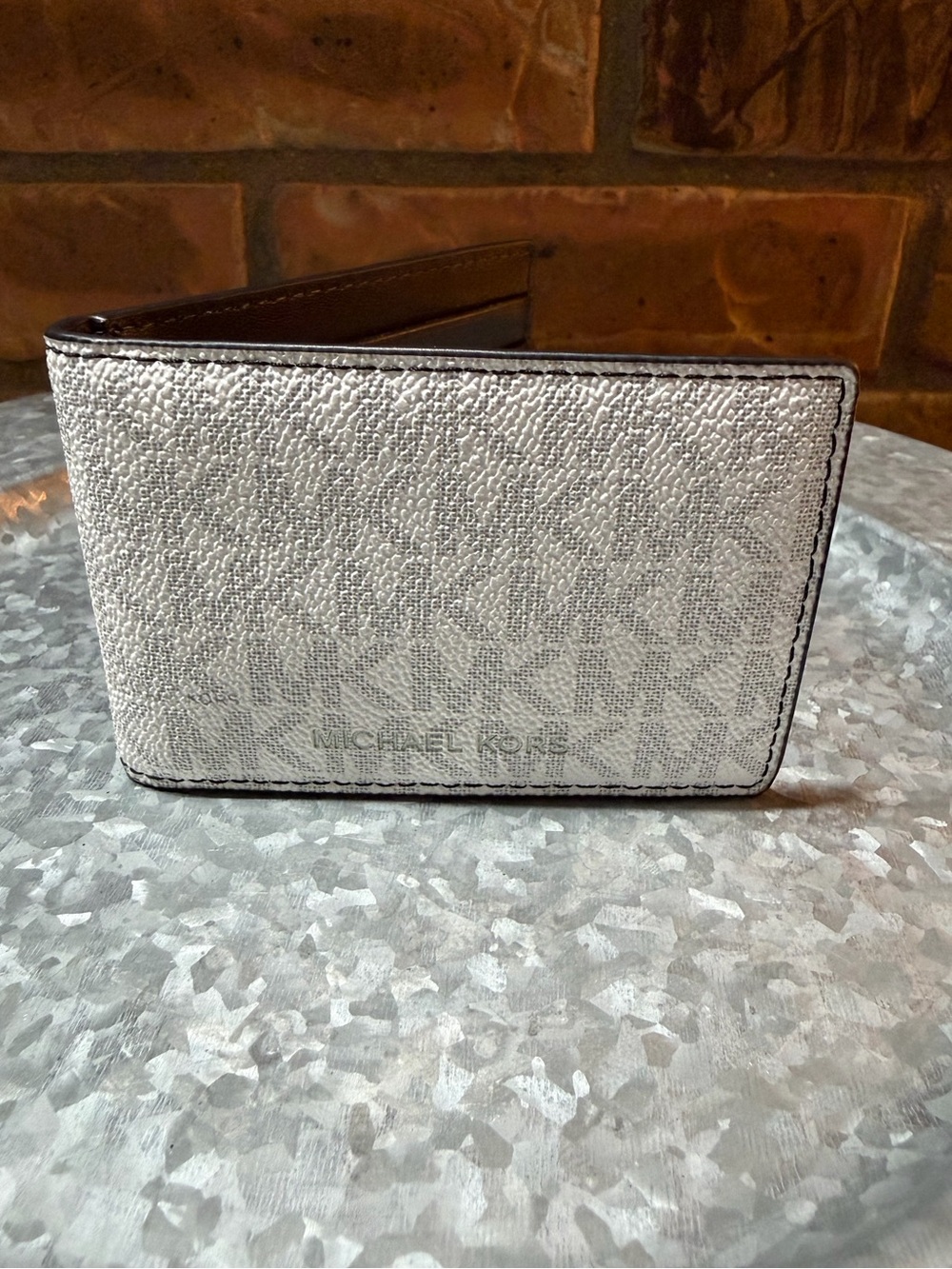 Michael Kors Cooper Compact ID White Bifold Wallet